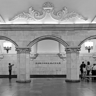 Illustration for article titled Russian Underground Stations Look Even More Stunning In Black and White